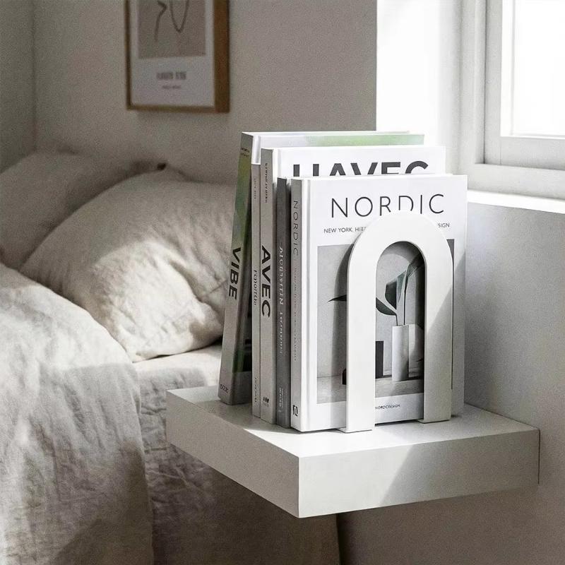 1 paio di reggilibri in ferro  - Aesthetic Bookend recensione e prezzo