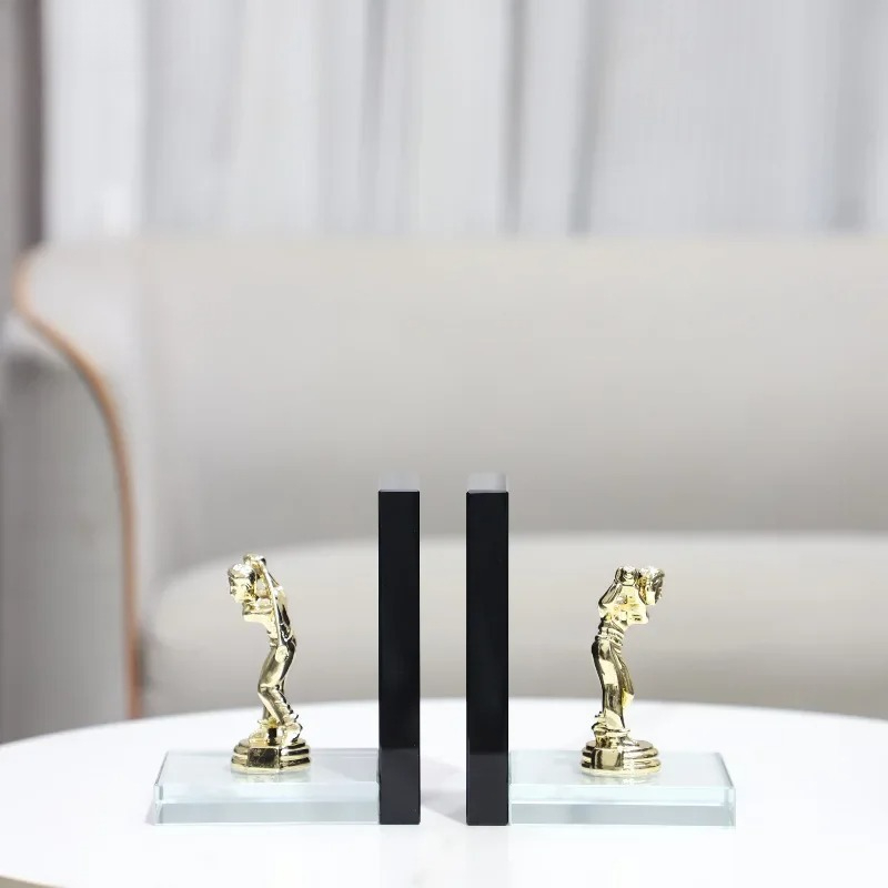 Scultura Dorata di Golfista, O - Aesthetic Bookend recensione e prezzo